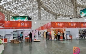 Đồng Nguyễn Group “chiếm spotlight” Vietbuild 2025 với dự án 100 gian hàng tiêu chuẩn chất lượng cao