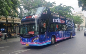 ROADSHOW XE BUS 2 TẦNG