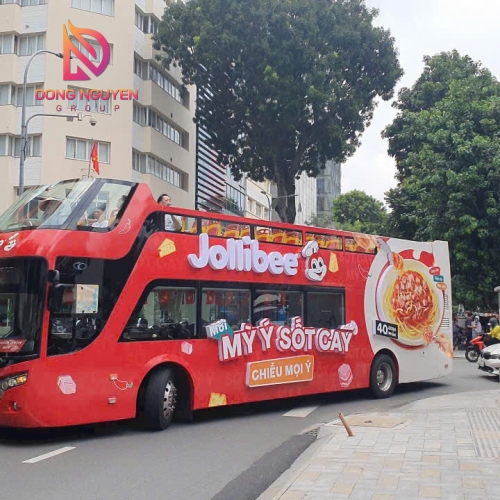 TỔ CHỨC ROADSHOW XE BUS 2 TẦNG - MỲ Ý SỐT CAY JOLLIBEE