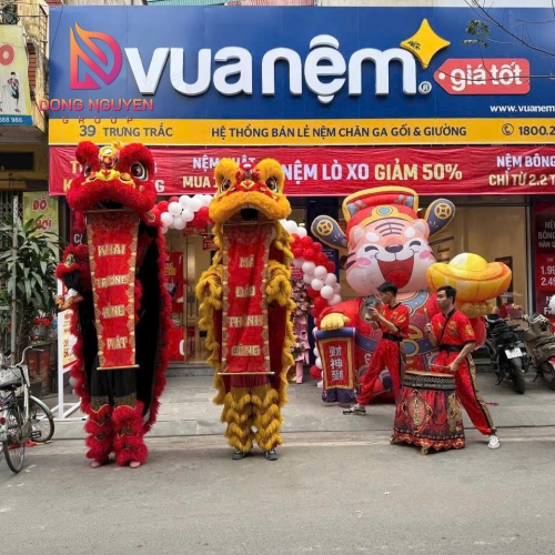 Không chỉ là khai trương, đây là “bữa tiệc thị giác” khiến mạng xã hội bùng nổ vì quá hoành tráng!